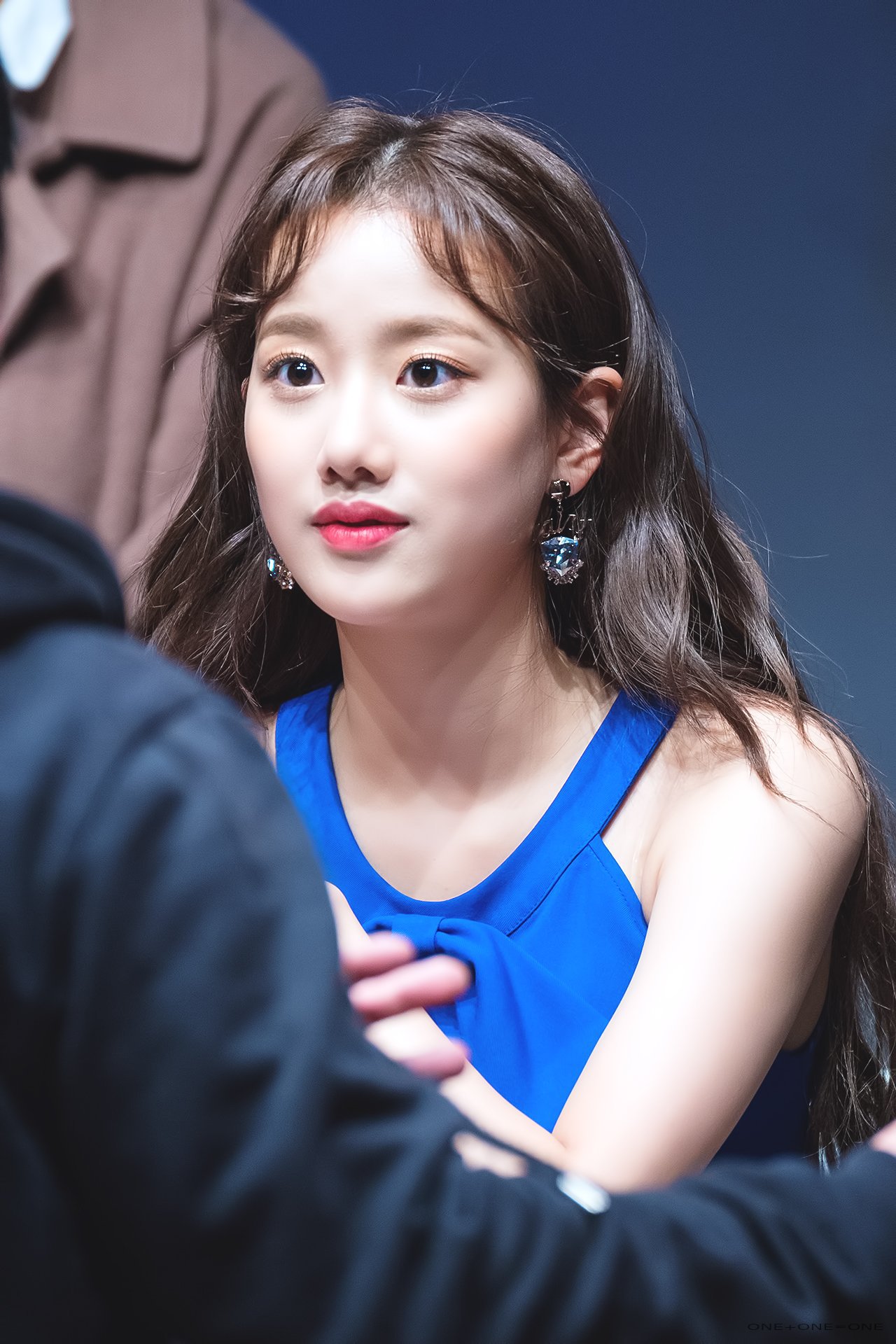 화관쓴 에이프릴 나은이.jpg | 인스티즈