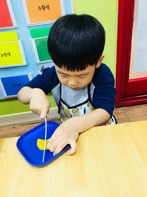 공룡주먹밥 이미지