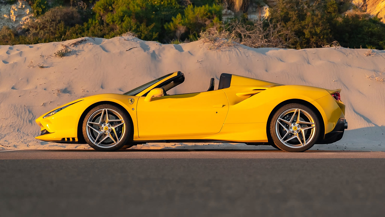 페라리 F8 스파이더 | 인스티즈