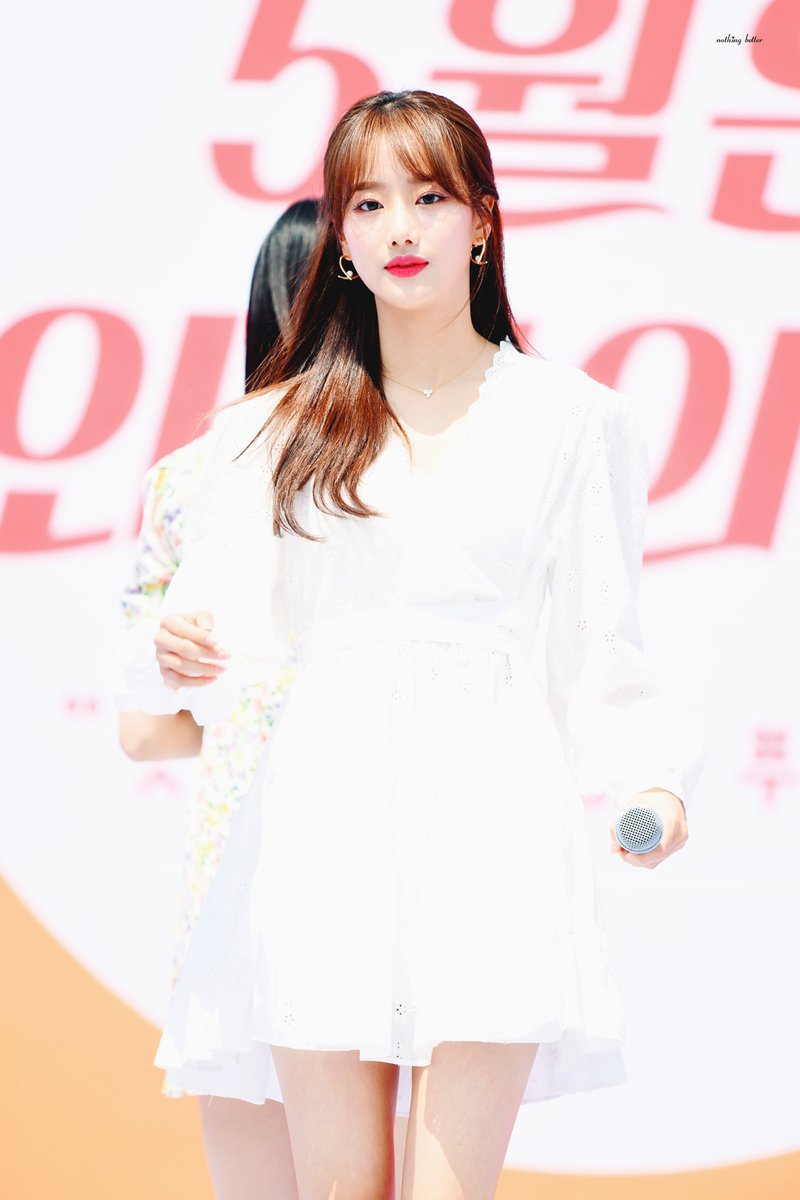 화사한 에이프릴 나은이.jpg | 인스티즈
