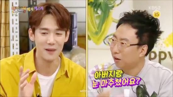 헤드윅 공연 도중 아버지한테 카워시(의자위에 올라가 허리흔드는 퍼포먼스)한 유연석 | 인스티즈