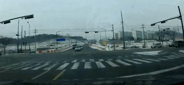 아찔한 상황들 gif | 인스티즈