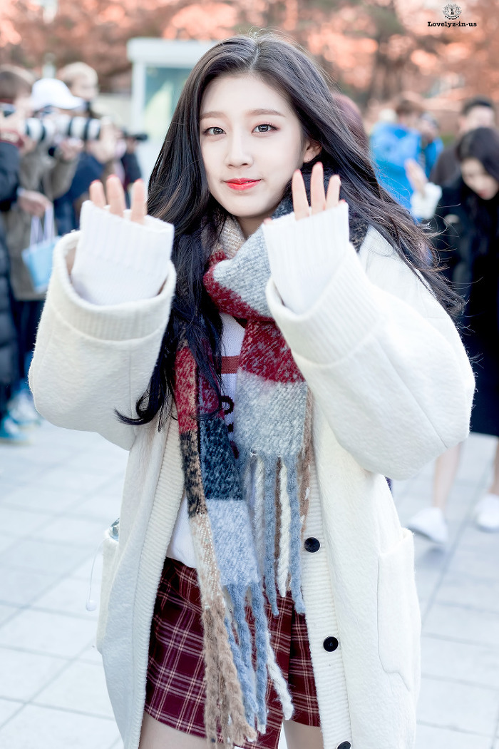 러블리즈에 가장 늦게 합류한 멤버.jpgif | 인스티즈