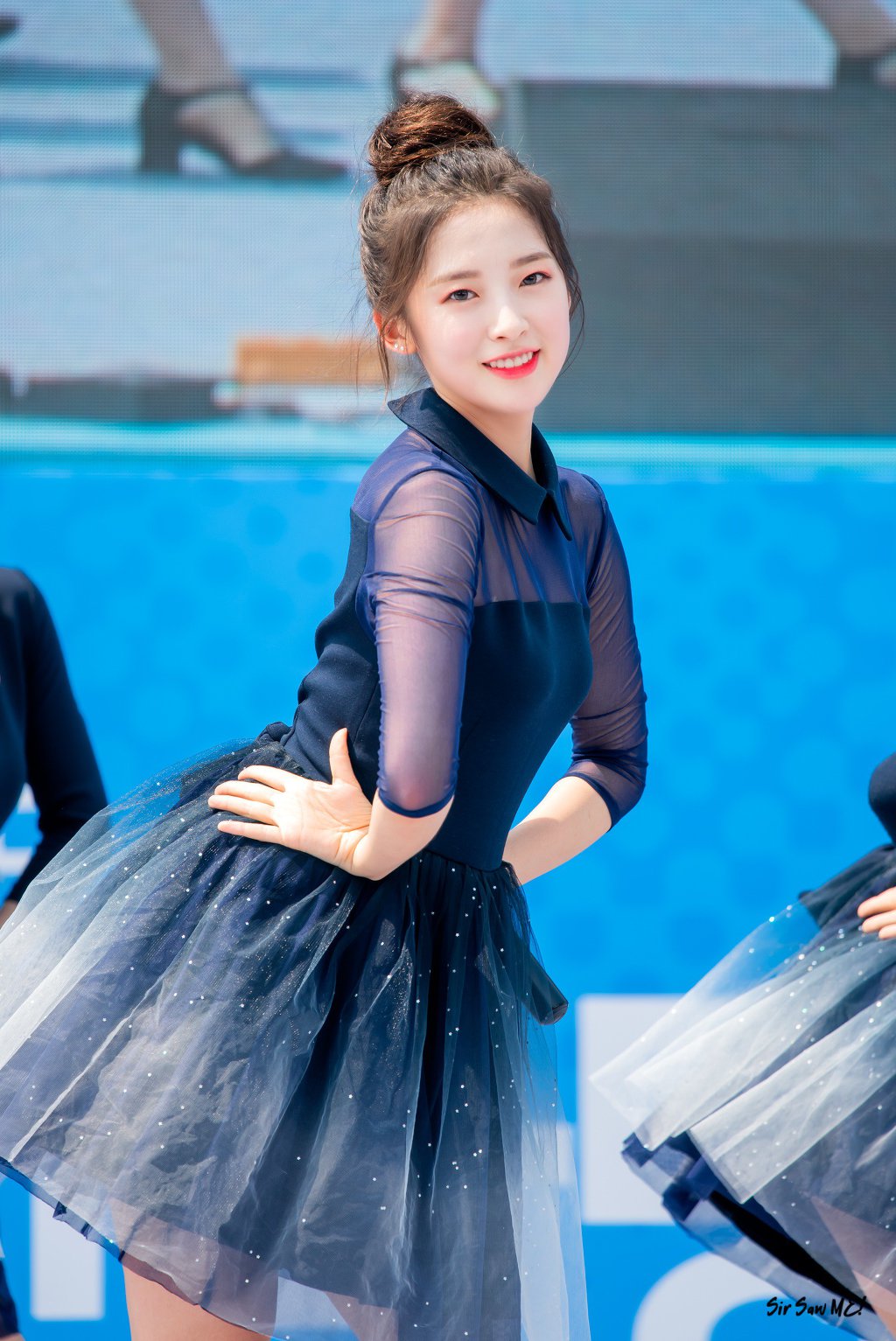 최예원 a.k.a 오마이걸 아린.jpgif | 인스티즈
