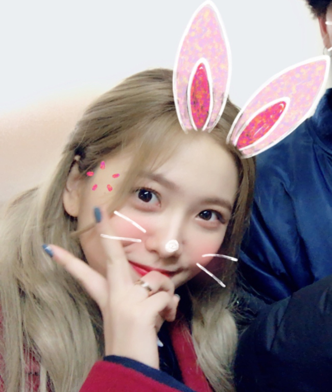 레드벨벳 예리 졸업식 날 | 인스티즈