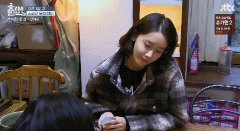 [효리네민박2] 윤아 미모보고 감탄하는 손님들.jpgif | 인스티즈