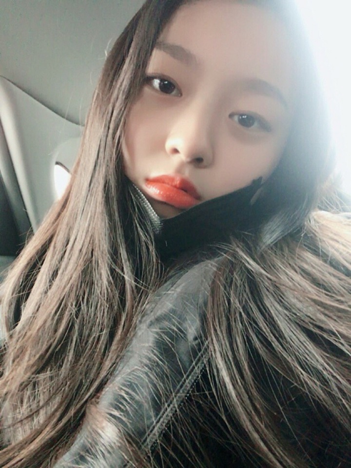 미모에 물이오른 18세 이수민 | 인스티즈