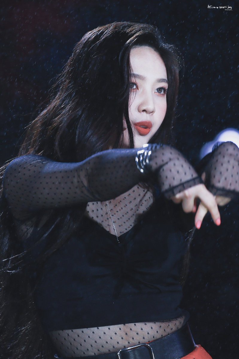 레드벨벳의 큐티섹시갓 둥둥이 조이.jpg | 인스티즈