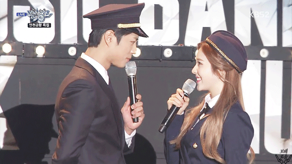박보검과 여성들..gif | 인스티즈