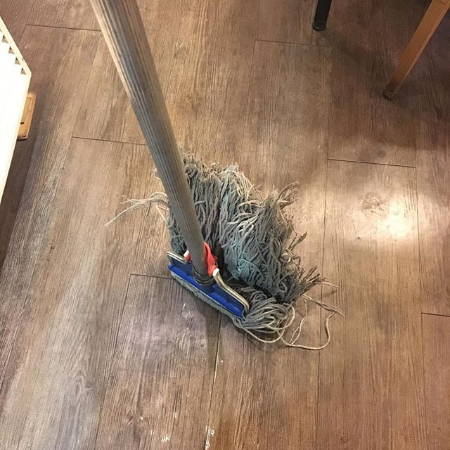 교실 청소하는데 빗자루보다 대걸레가 훨씬 쉽다는 사람 특징 | 인스티즈