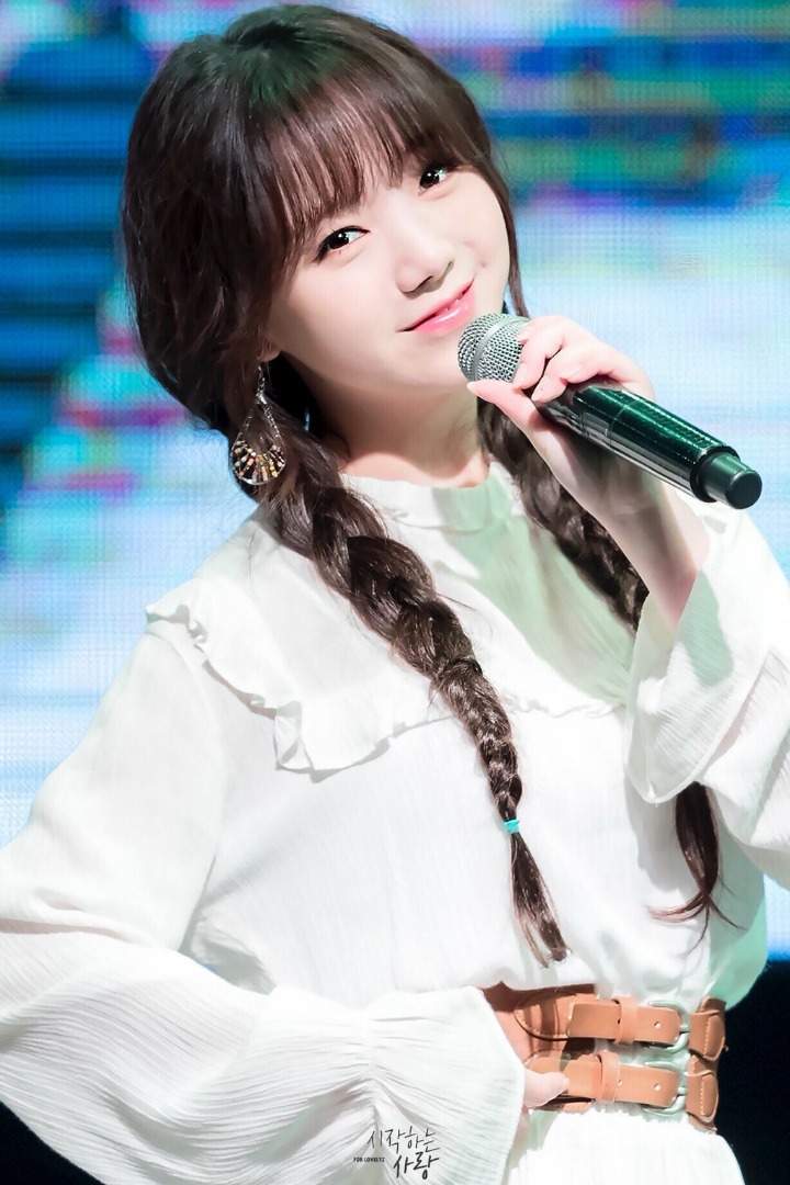 [러블리즈] 입덕 후 가장 가까이에서 실물영접해서 케이 | 인스티즈