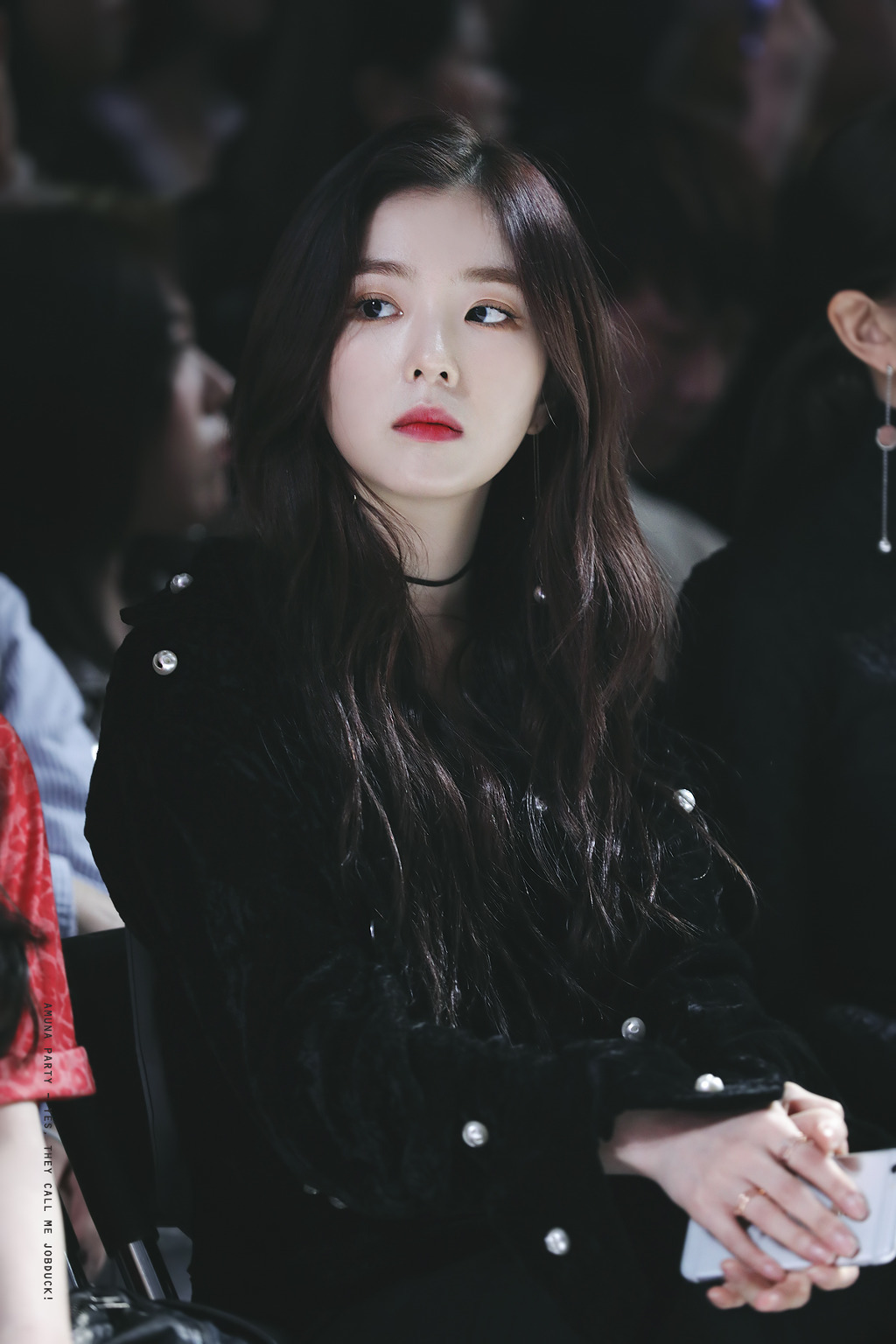 특유의 분위기를 갖고 있는 아이린.jpgif | 인스티즈