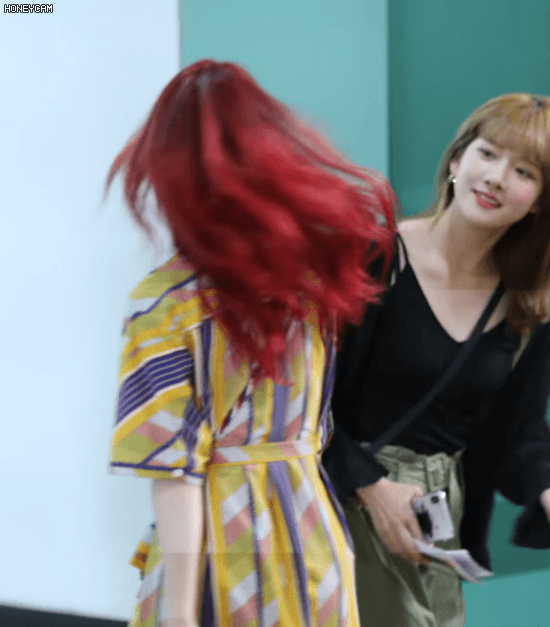 가장 떠드는 아이돌 우주소녀.jpgif | 인스티즈