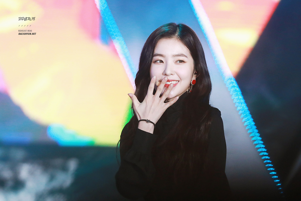 블랙이 잘 어울리는 아이린.jpg | 인스티즈